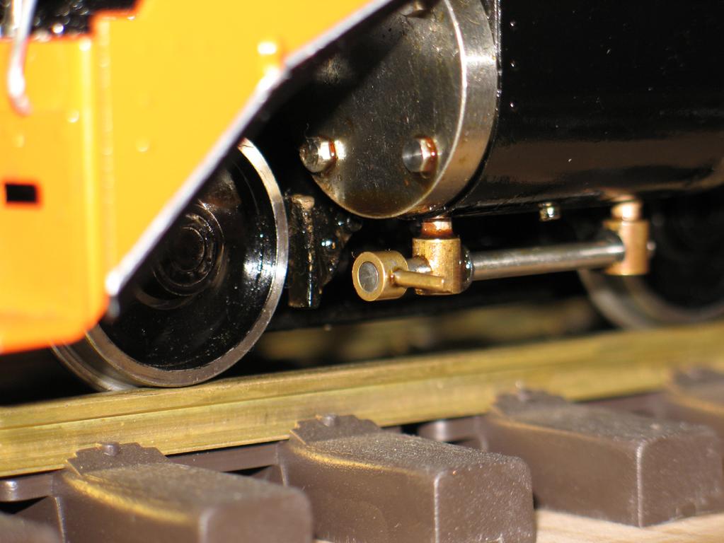 To close them, move the levers to the up position. Drain Cocks: Running: Unlike most small scale, live steam locomotives, your GS-4 is ﬁtted with working drain cocks on the cylinders.