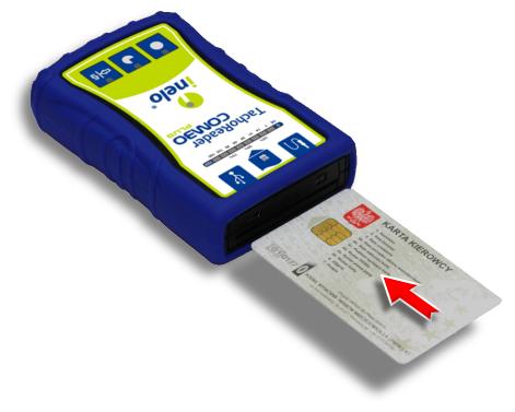 Download from driver card 15 Fig TachoReader Combo Plus - inserting a driver card If during data retrieval red LED located in the center of the label lights up for about 4 seconds, and in this time