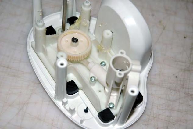 rotor/pinion Close-up of rotor/pinion assembly.