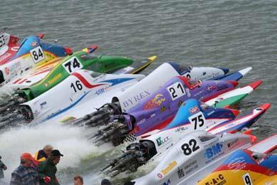 Powerboat sport Powerboat sport it is individual sport, which can be also for children from 8 years old.