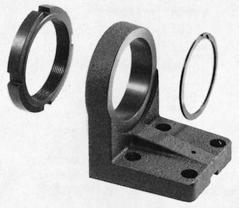) 40587 Nut 3-1/4" (83 mm) Dia. 2-1/2" 16 L.H. Thread 3-1/4" (83 mm) +.001 -.000 2.501" (64 mm) Y194-95 Screw (2) 3/4" (19 mm) ±.003 5/64" (2 mm) 40583 Retaining Ring (For 2-1/2" dia.