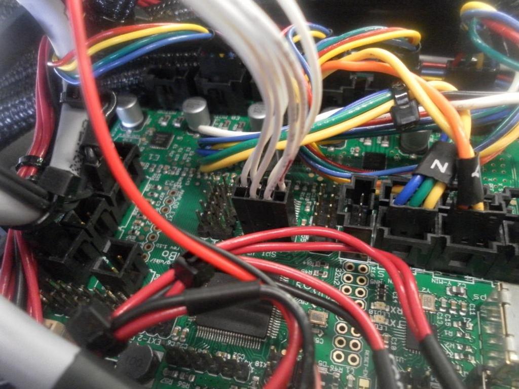 Connect the other end of the SD Card Reader Cable to the SD /SPI pins on the RAMBo.