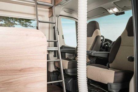 fifth seat, the HYMERCAR offers first-class seating comfort whether on the move or on