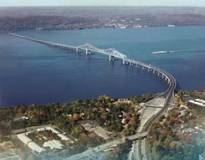 Tappan Zee Corridor The population of Rockland County has more than tripled in the past 50 years, and Westchester County is experiencing robust employment growth in areas around White Plains and the