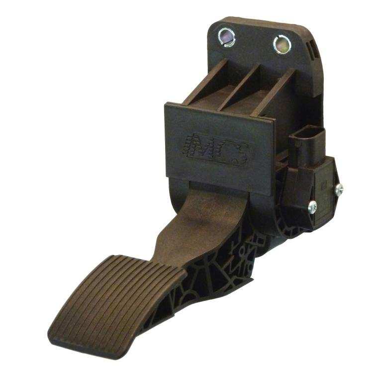 2. Electronic Suspended Throttle Pedal Page 4 of 10 output signal: 0,5V 4,5V +/- 0,05V Two built-in return springs Protection classification : IP 69K Material: PA66 GF30 Magnetic kick down with