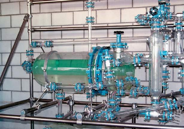Büchi supplies complete systems with glass lined reactors from various suppliers. Fittings and instrumentation on the reactor are also included as well as distributors and collectors.