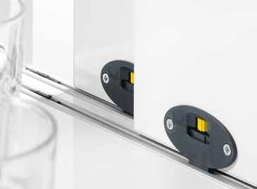 production or may be screw fixed by cabinet-makers. Doors can be aligned by ±1.