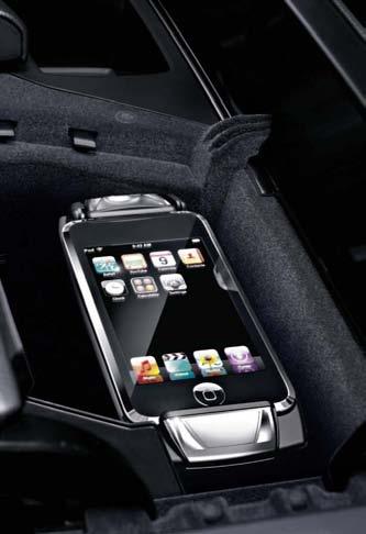 03 Mobile-phone holders When it comes to selecting a mobile phone for your Mercedes-Benz, you ve never had so much choice. One click is all it takes to replace the mobile-phone holder.
