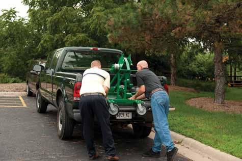 Boom lift using a hand crank provides ultimate safety to lift heavy loads.