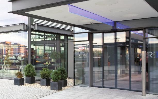 GEZE SLIDING, TELESCOPIC AND FOLDING DOORS Telescopic sliding doors (SLT) Perfect integration even in the narrowest of glass facades The GEZE drives for telescopic sliding doors are ideal for narrow
