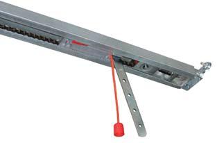This allowing to support higher loads. The chain tension unit permitting to easily maintain the chain in operation conditions. Easy rail carriage unblocking using a cord or external cable release.