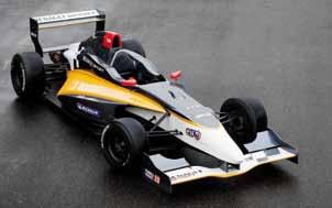 a worthy successor Decidedly modern with flowing, sensual lines, New Formula Renault 2.0 has been designed to give young drivers aiming to graduate to Formula 1 the perfect tool to hone their talent.