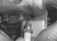 whenever the regulator is disturbed. Lubricate the new O-ring with clean engine oil on installation. b) Locate the regulator carefully in the fuel rail recess, and tighten the bolts securely.