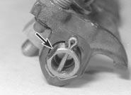 HCS engine in-car repair procedures 2A 5 6.8 Flat on the rocker shaft (arrowed) to same side as rocker arm adjusting screws 8 Reassemble in the reverse order of dismantling.