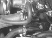 Zetec engine in-car repair procedures 2C 11 12.7a Unplug engine wiring loom connector alongside the inlet manifold 12.7b Unplug connectors (arrowed) to disconnect ignition coil wiring 12.