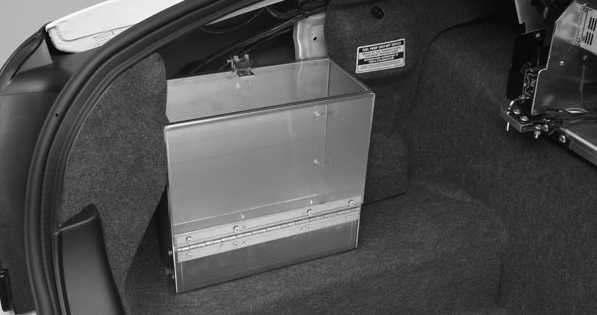 COMPLETE POLICE PREP PACKAGE (68P) Dual Trunk Storage Boxes Caution: Be sure the jack is secured to the storage box to