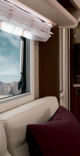 HYMER Nova S Living area & kitchen 10 Rubrizerung 11 Living area and kitchen Pure innovation for