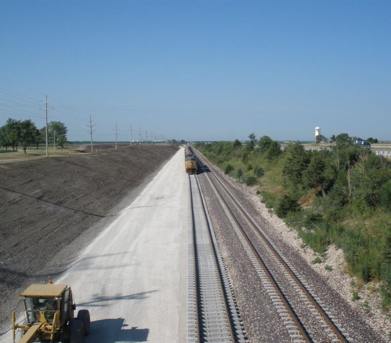 Major Components 243 miles of track rehabilitation (completed) 30 miles 2 nd main line 15 new or improved sidings/dt (2 completed) 250 improved grade