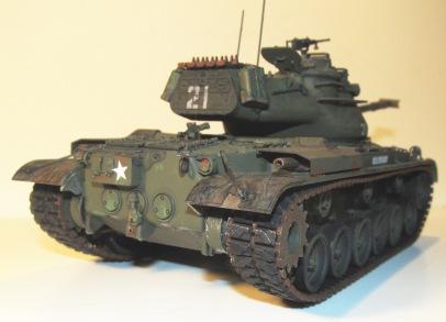 An experienced armor modeler would have few difficulties with this kit,