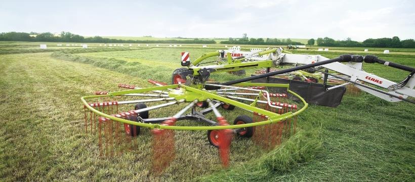 Photo: Claas To ensure a high harvest capacity, it is crucial that the swats contain a sufficient amount of grass. The size of the swaths must be adapted to the size of the forage harvester.