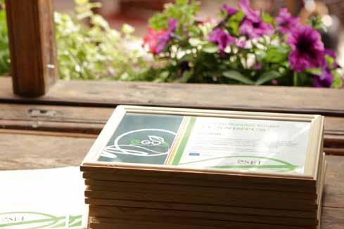 9 Organisatsioonid, kes on oma kontoris rakendanud rohelise kontori süsteemi vastavalt Euroopa Rohelise Kontori põhimõtetele, saavad taotleda ka vastavat tunnustust ehk sertifikaati.