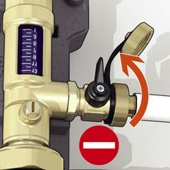 Flushing the system Close the flow meter adjustment ball valve (). Now open the fill/drain cock ().