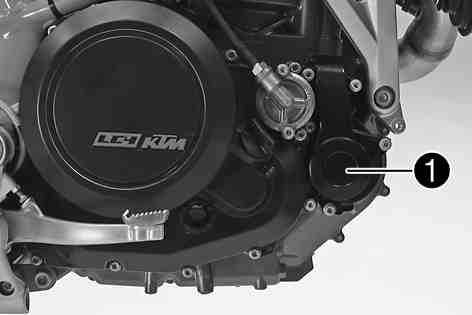 15 COOLING SYSTEM 126 15.1 Cooling system The water pump1in the engine forces the coolant to flow. The pressure in the cooling system resulting from heat is regulated by a valve in the radiator cap2.