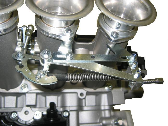 The standard throttle bodies in the kit are 45mm butterfly diameter. 48mm can be supplied for very high output engines. The standard injectors are suitable for a standard engine with this kit.