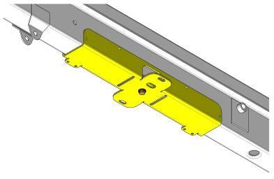 Attach the bracket to the plate using a M8x20 bolt and