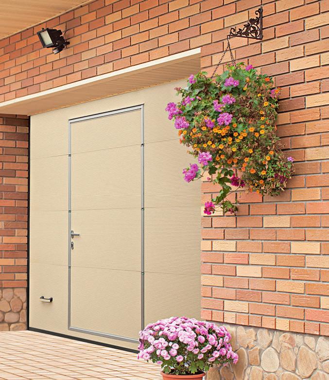 ALUTECH/GUENTHER Sectional garage doors WICKET DOOR A wicket door is a practical and convenient solution.
