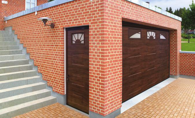 ALUTECH/GUENTHER Sectional garage doors SIDE DOOR WITH SECTIONAL DOORS A side door and sectional doors are made of the same material.