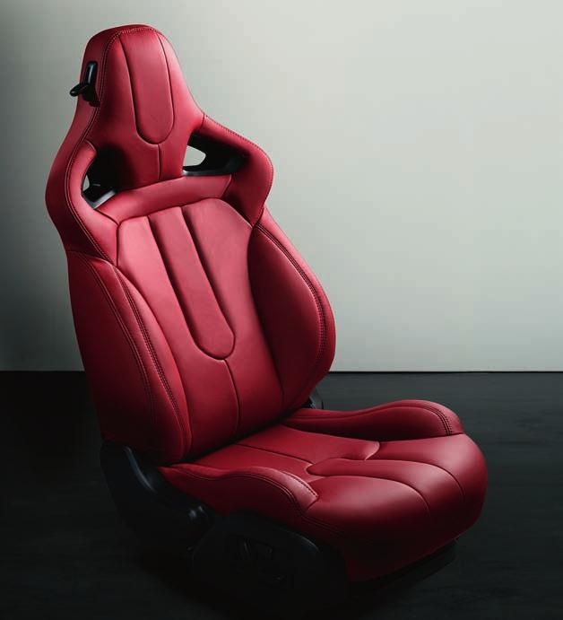STEP 5 CHOOSE YOUR INTERIOR DYNAMIC PLUS PACK For an even more distinctive look and feel, the optional Dynamic