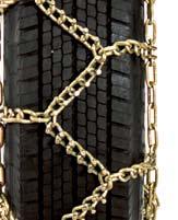 NEW ZIGZAG PATTERN FOR ALL-ROUND USAGE Truck chains with zigzag pattern have many benefits.