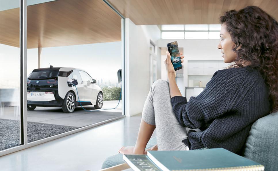 This allows you to make full use of the services offered by BMW i ConnectedDrive and get to your destination on time.