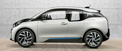INDIVIDUALITY AND VERSATILITY 46 47 INSPIRATIONAL RIGHT THROUGH THE LINE. The six colours for the BMW i3 have one thing in common expressiveness.