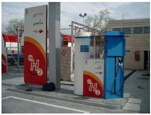 Infrastructure & Logistics Air Liquide in Spain takes care of: Hydrogen Production, filling and conditioning of cartridges