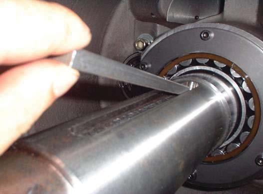 Install motor rotor on male screw rotor shaft.