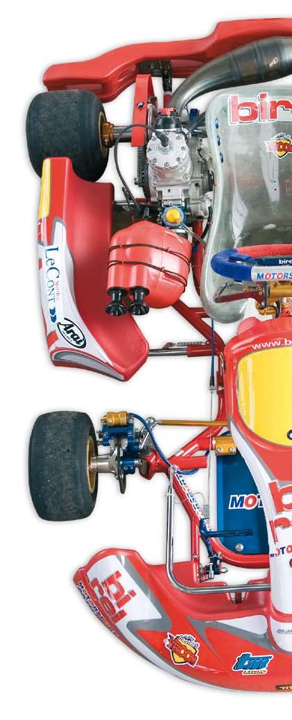 38 VROOM TRACK TEST wants to compete with the likes of him. The kart we have this time is made up of a chassis, Birel R31-SV and a TM MF1.