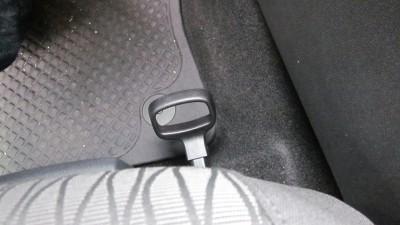 Angle of the back of seat To adjust front seat backrests: Lift up lever and now you can move back of the seat Adjust the height of the