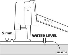 13 DRAIN RATE ADJUSTMENT If you installed the drain valve then the water will drain when the sensor detects that the water salinity is too high.