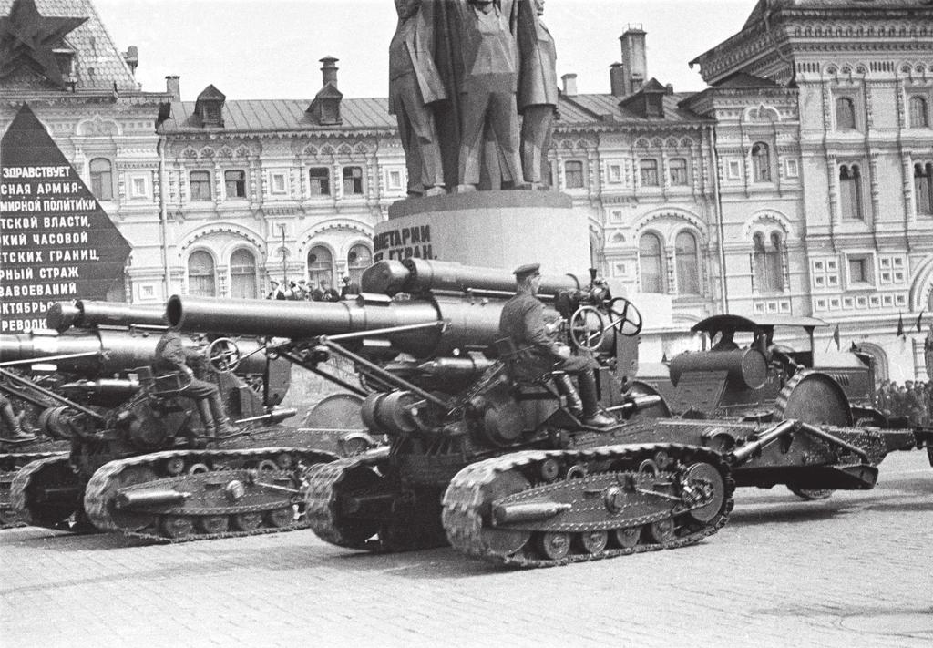 Chapter 1. CHAPTER 1. Lessons Lessons of the Winter War of the Winter War T B-4 203-mm heavy howitzers on parade in Moscow (RGAKFD).