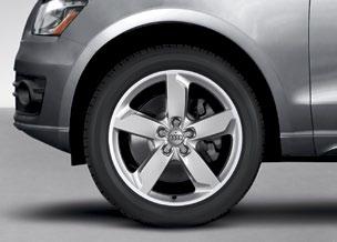 19" five-arm wheels with 235/55 all-season tires Striking and dynamic, these 19" wheels underscore the sculpted contours of the Audi Q5 and come equipped with all-season tires.