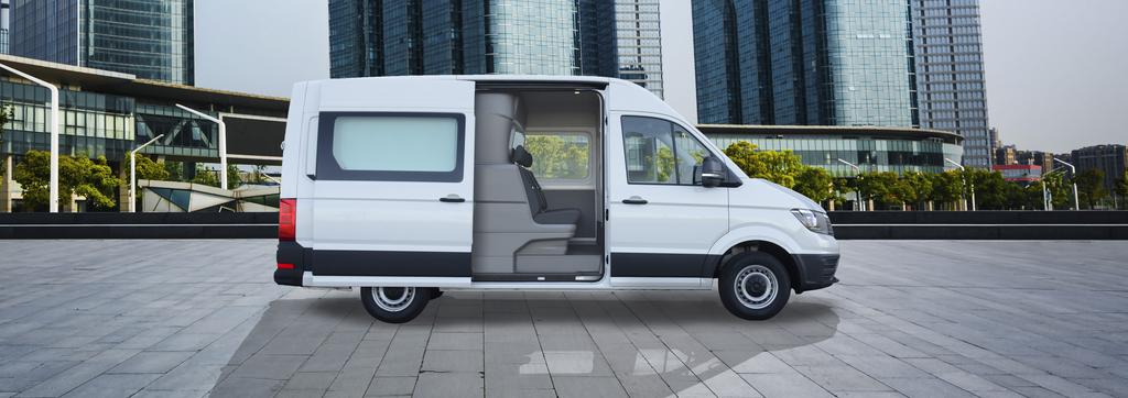 Content Crew Van the solution for work and leisure Crew Van Comfort Crew Van Program and Dimensions Specifications and Options 3 4 8 10 By fitting a second seat row with an integrated partition wall