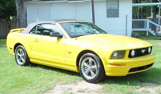 Looking at The 2005 Mustang The latest generation of the Mustang is unlocked exactly like the previous generation.