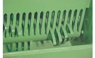 Conveyor Chain Adjustor The lower end of the conveyor will adjust to maintain correct chain tension Standard: All