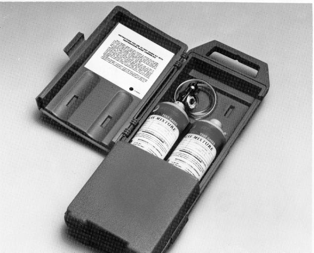 OXYMITTER ACCESSORIES HART Hand-held 375 Communicator The FOUNDATION fieldbus 375 Communicator is an interface device that provides a common communication link to HART /FOUNDATION fieldbus compatible