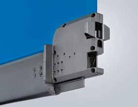 FU CONTROL as standard No downtimes resulting from a crash thanks to the SoftEdge bottom profile The innovative SoftEdge door technology prevents damage and resulting downtimes of the door system.