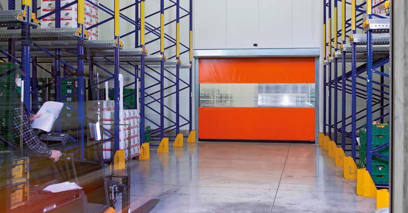 V 4015 SEL R Internal door with SoftEdge and tubular drive SAFETY LIGHT GRILLE as standard For logistics areas and supermarkets Storage shelves often do not permit a gearbox that protrudes on the