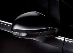 SE Lux with optional Bi-Xenon headlights, in optional Romance Red metallic