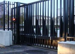 0 Tested dimensions : width 3000mm, height 3000mm Maximum width: 6000mm Applications: Sites that require a high level of PAS 68 security High Security Anti